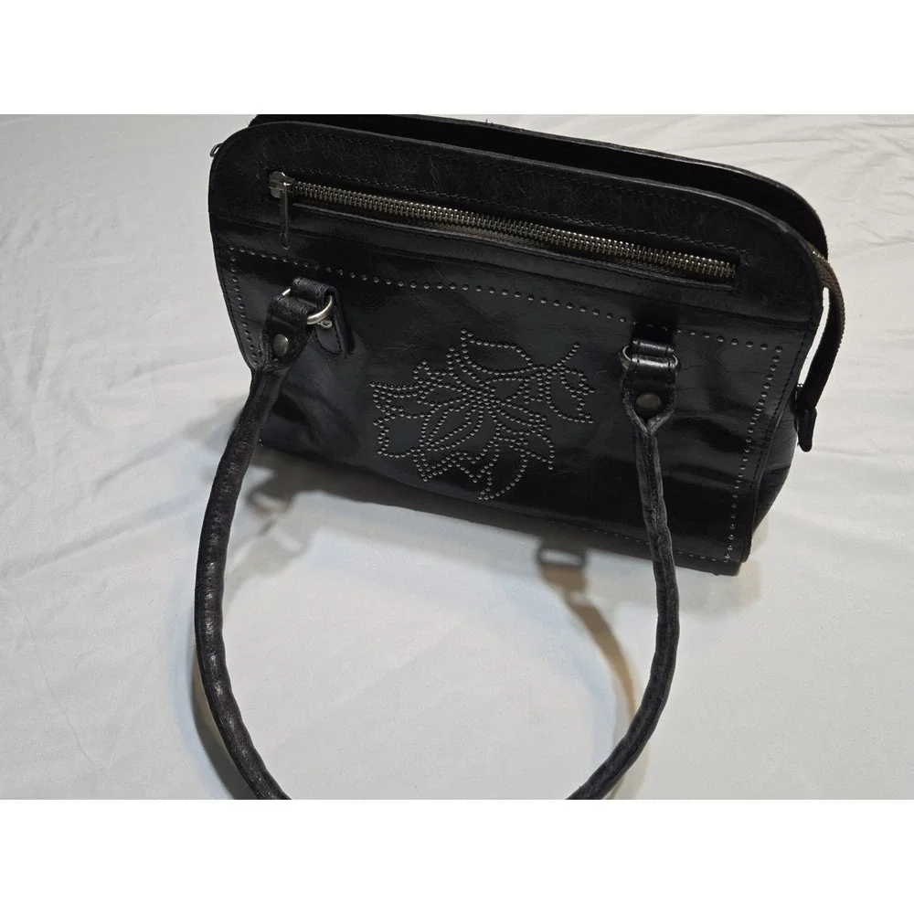 Patricia Nash Studded Distressed Glaze Calvi Satchel Black Leather Lined Zip Up